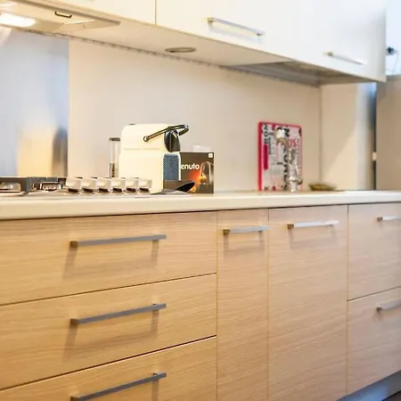 Great In Great Location Apartment Rom